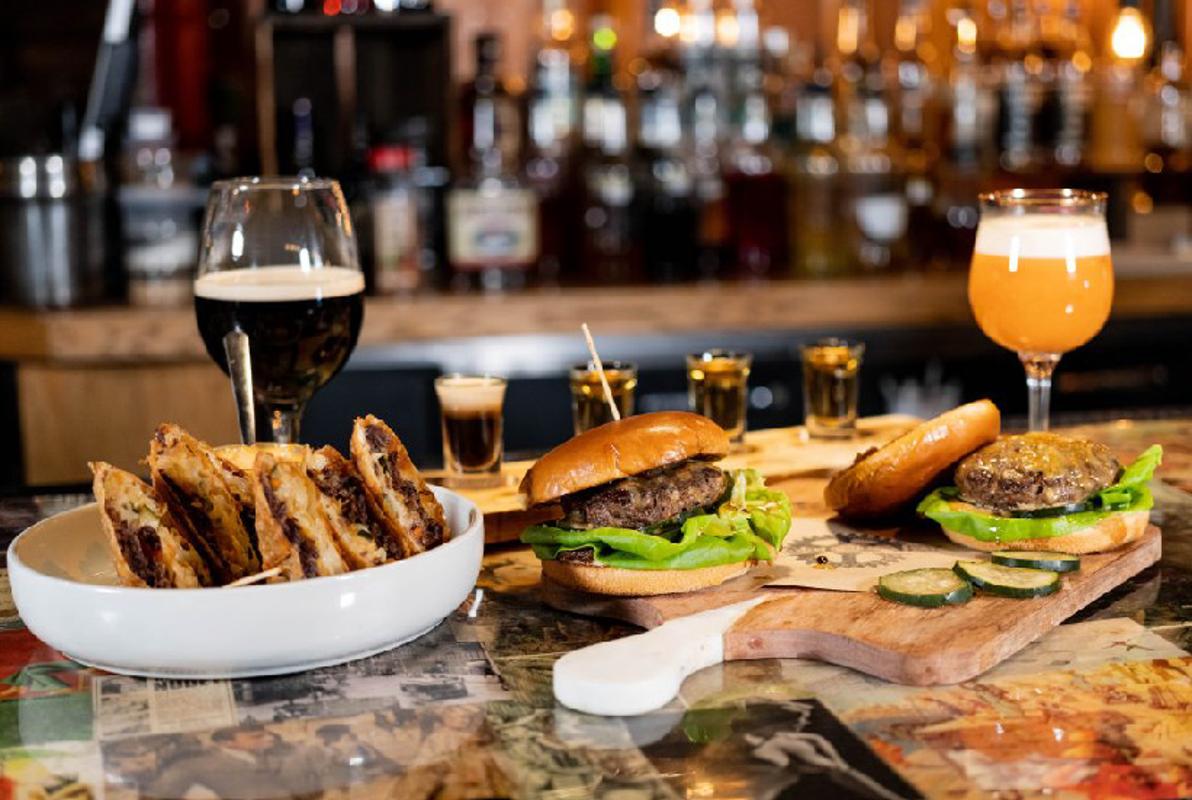 Boundary Kitchen & Bar: Answers Your Burger, BBQ and Southern Fried Chicken Cravings Boundary Kitchen & Bar: Answers Your Burger, BBQ and Southern Fried Chicken Cravings