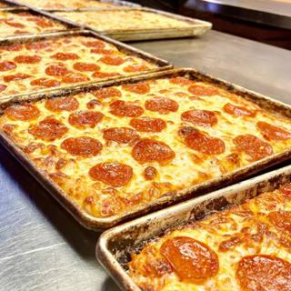 Detroit-Style Pizzas at Boundary Kitchen & Bar in Pawtucket – You Simply Must Try It!