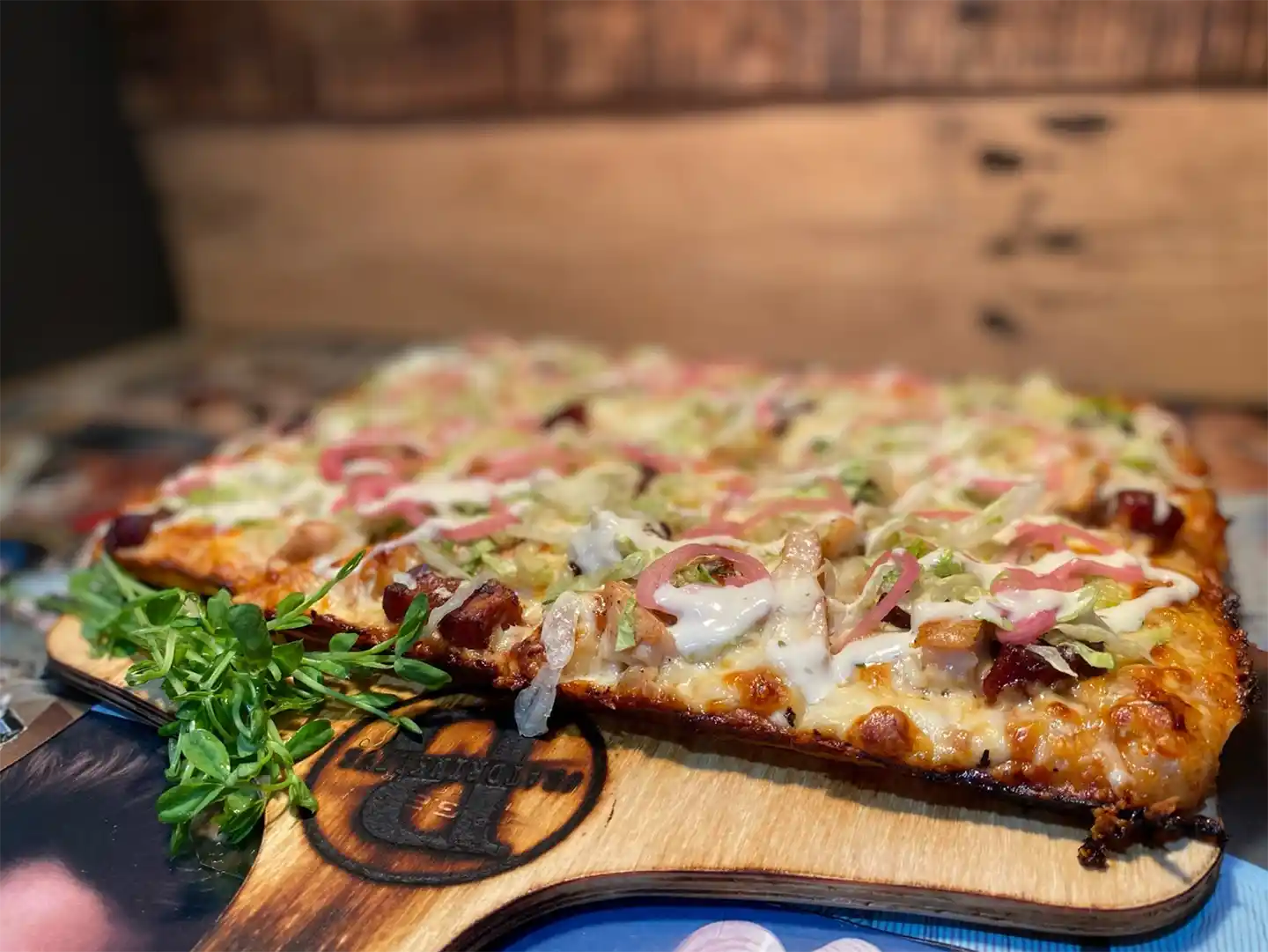The Perfect Pairing: Drinks, Atmosphere, and Pizza from Steel Line Pizza Co. The Perfect Pairing: Drinks, Atmosphere, and Pizza from Steel Line Pizza Co.